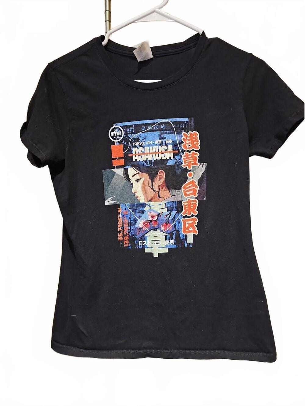 Japanese Retro Vintage 90s 80s Streetwear Tokyo Anime Manga T-Shirt Women's S